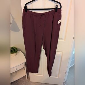 Old Navy Billie High Rise SleekTec Pants NWT